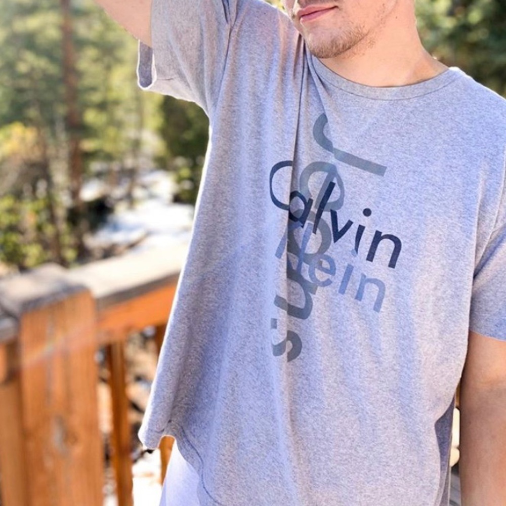 Vintage Calvin Klein tshirt